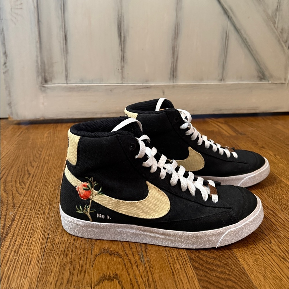 Nike Blazer Mid ‘77 ‘pomegranate’